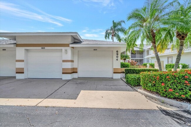 Building Photo - Golf Membership Included • Annual Furnishe...