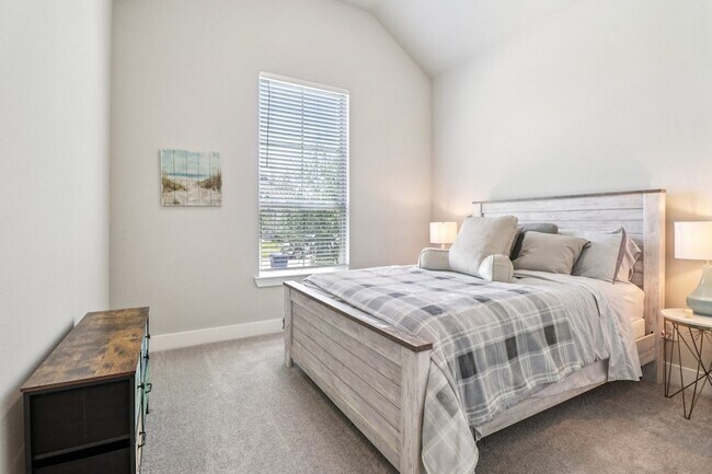 Building Photo - 847 Longbranch Way