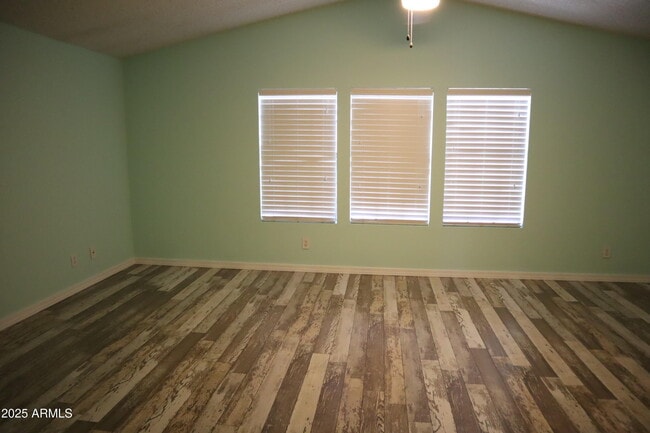 Building Photo - 4275 E Cassia Way