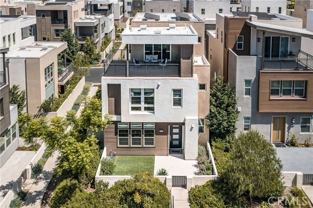 Primary Photo - 217 Chorus