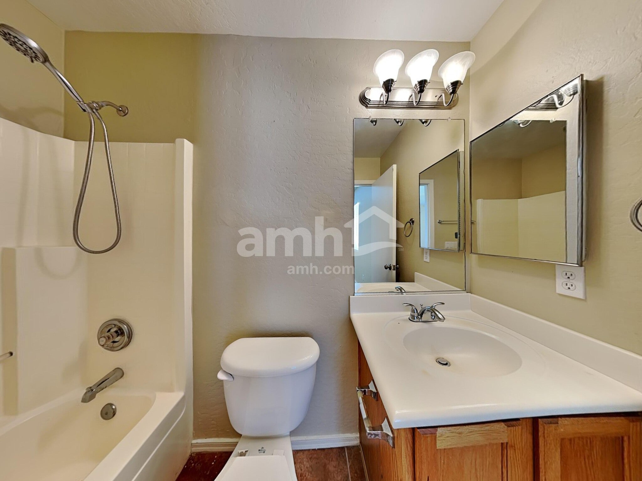 Building Photo - 10406 W Miami St