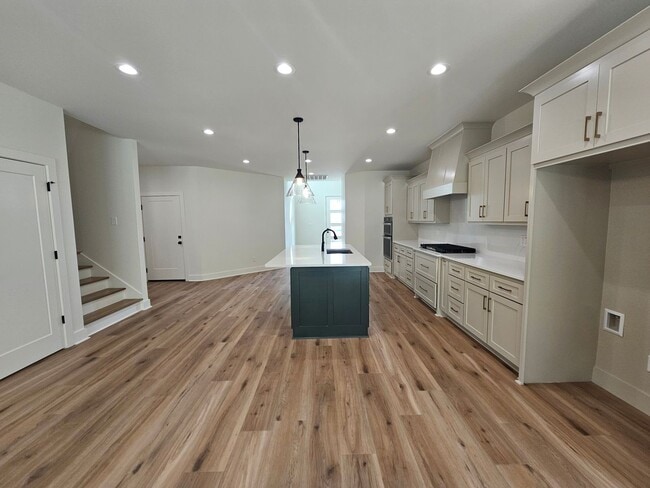 Building Photo - 7233 Havenwood Dr