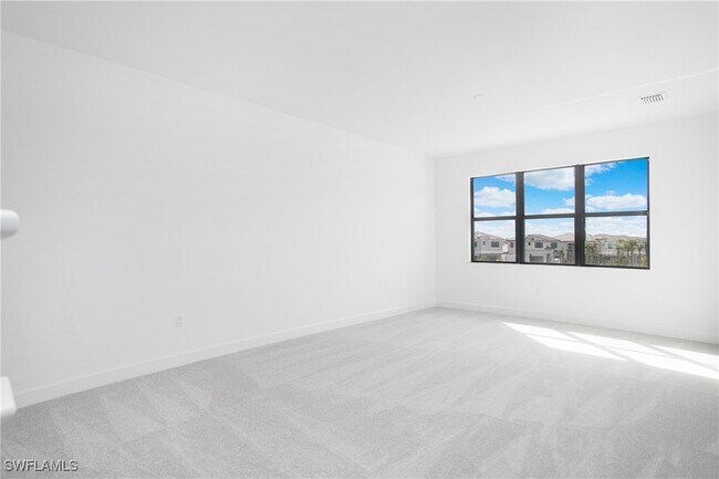 Building Photo - 12794 Woodbury Dr