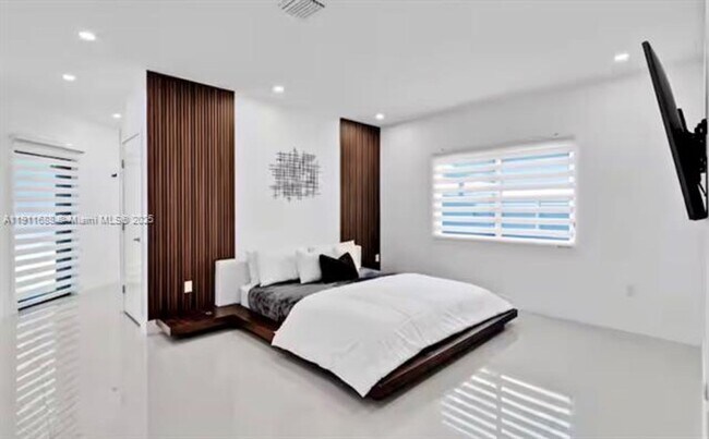 Building Photo - 9958 SW 216th St