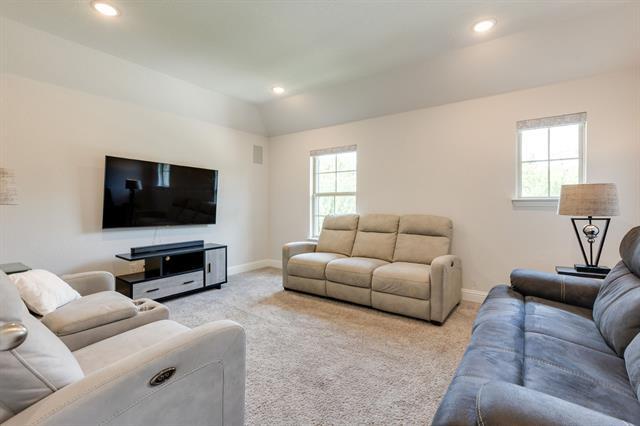Building Photo - 5605 Acoma Ln