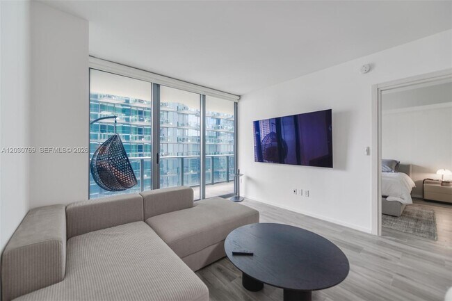 Building Photo - 801 S Miami Ave