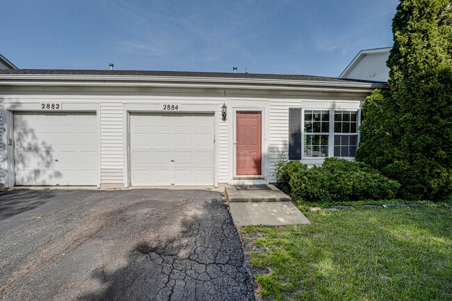 Building Photo - 2884 Cedar Glade Dr