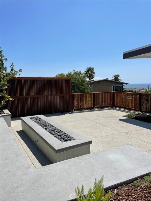 Building Photo - 7512 Rindge Ave