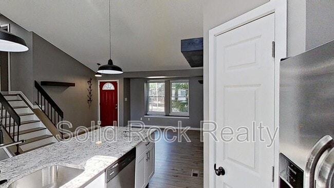 Building Photo - 4325 Allesandro Dr