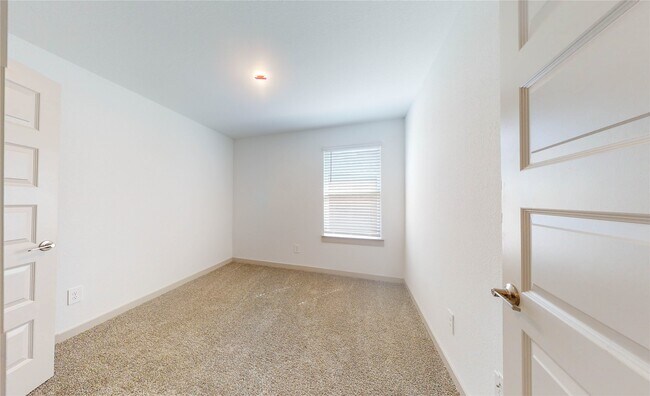 Building Photo - 28950 Yulee Mill Dr