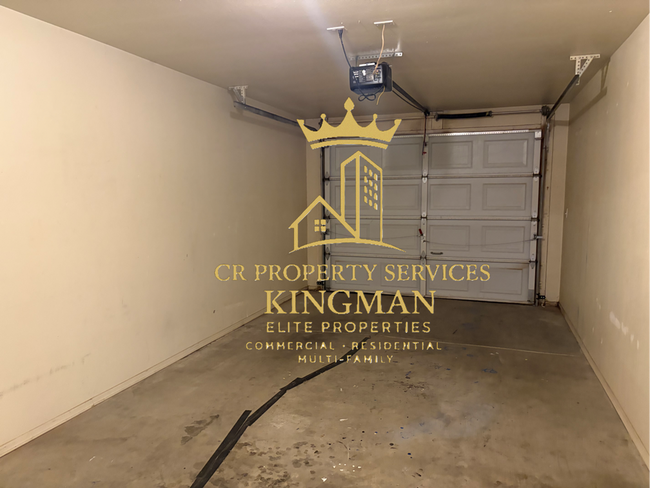 Building Photo - 2469 Armour Ave