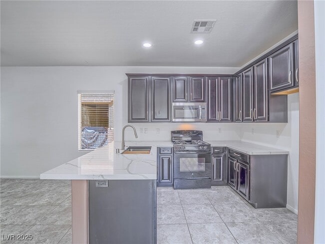 Building Photo - 7753 Petite Pillar Ct
