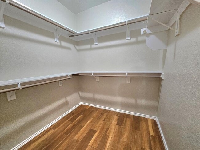Building Photo - 6 Sunflower Cir