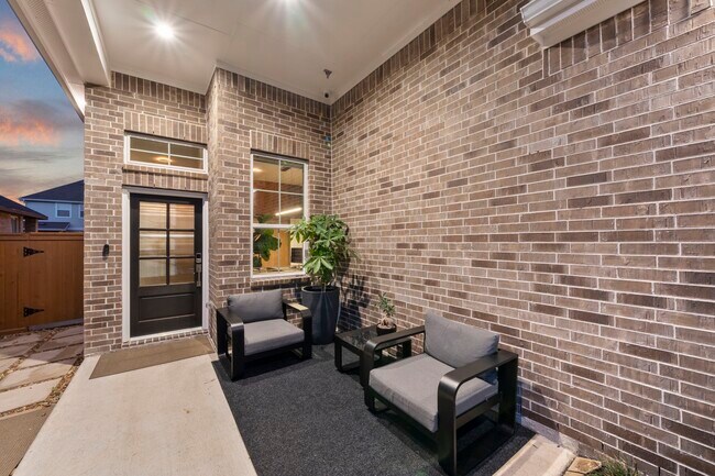 Building Photo - 7826 Open Pt Dr