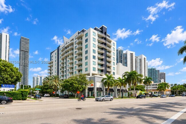 Building Photo - 2275 Biscayne Blvd