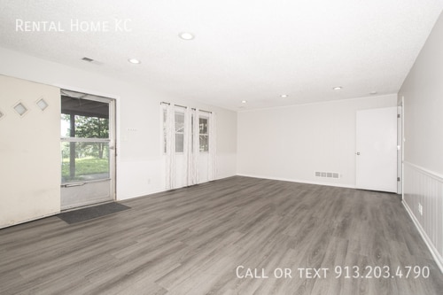 Building Photo - 7800 Noland Rd