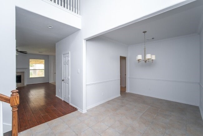 Building Photo - 2322 Cool Springs Ln