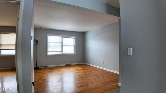 Building Photo - 79 B Wertman Ln