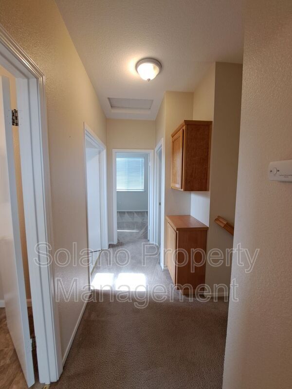 Building Photo - 849 Chateau Cir