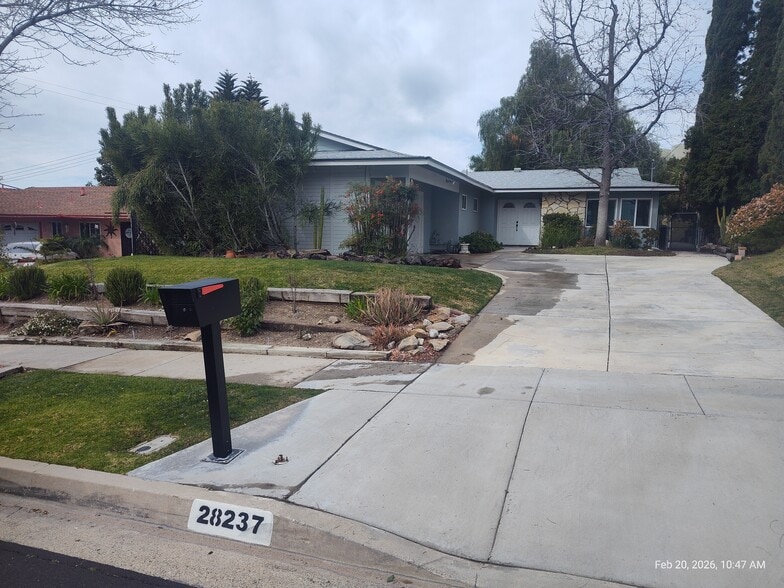 Building Photo - 28237 Hot Springs Ave