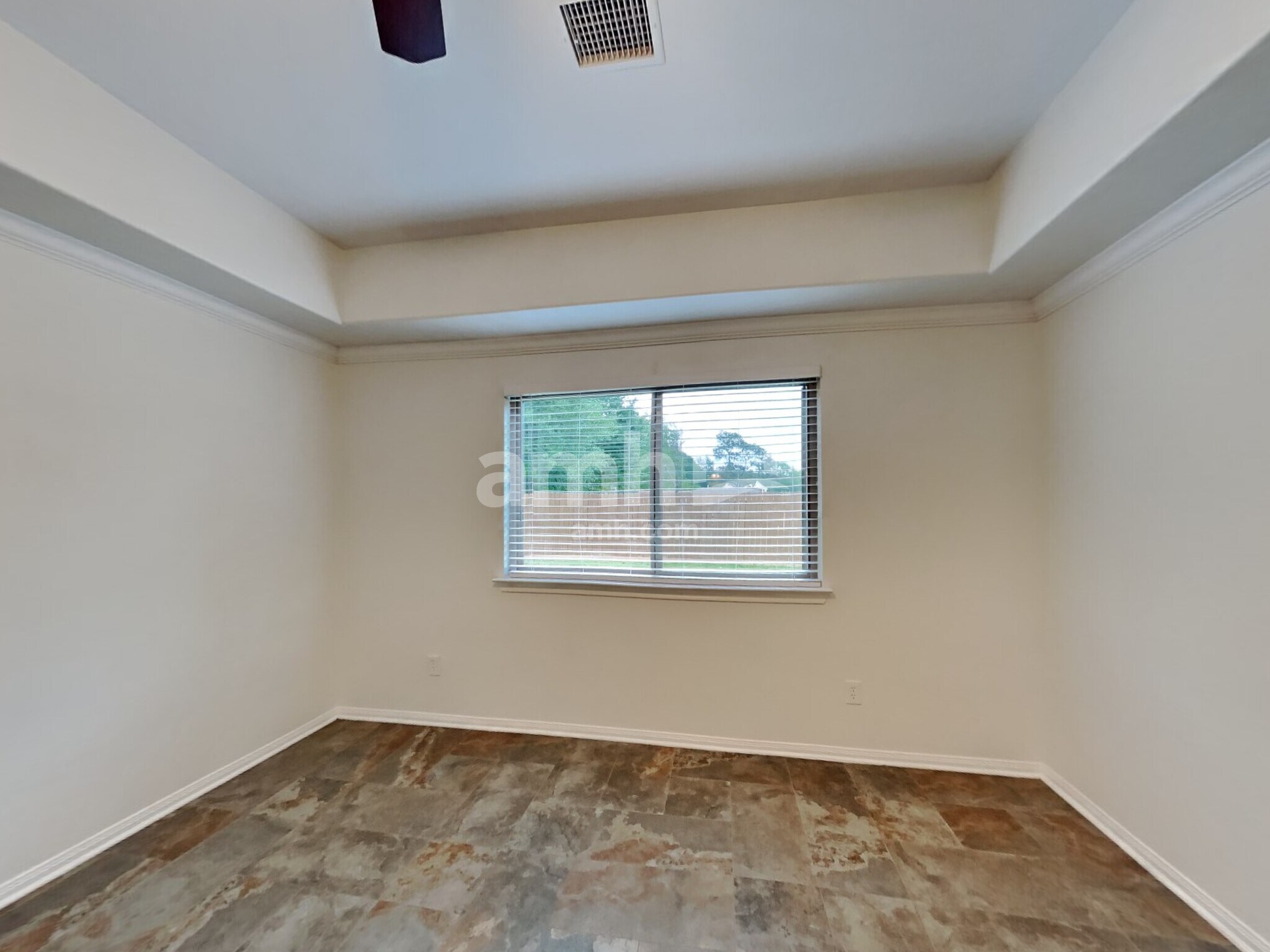 Building Photo - 30710 Country Meadows Dr
