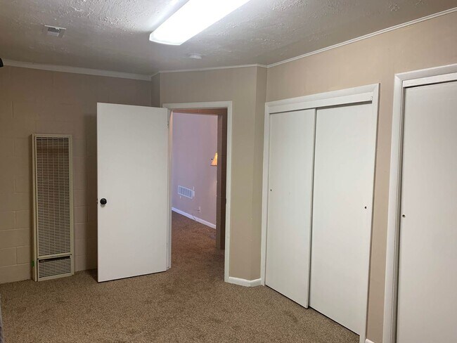 Building Photo - Charming 2 Bed, 1 Bath Home in Centerville