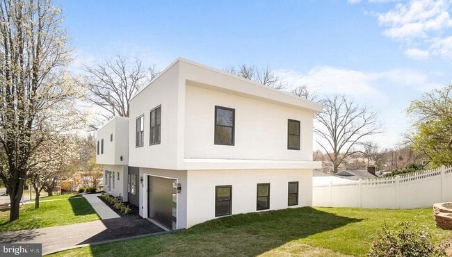 Building Photo - 8618 Jones Mill Rd