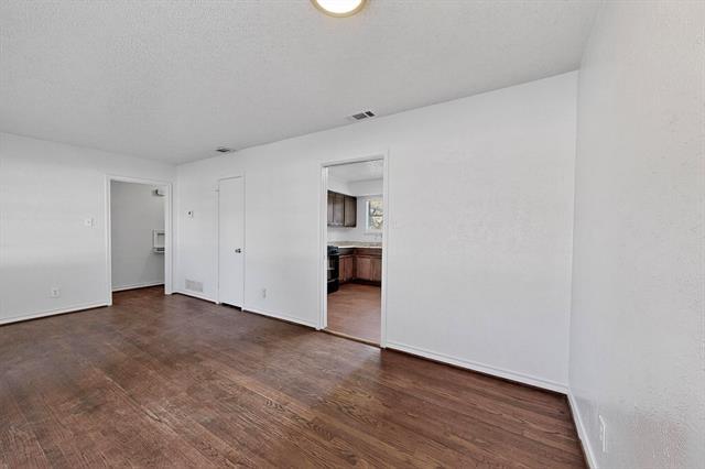 Building Photo - 1530 Buena Vista St