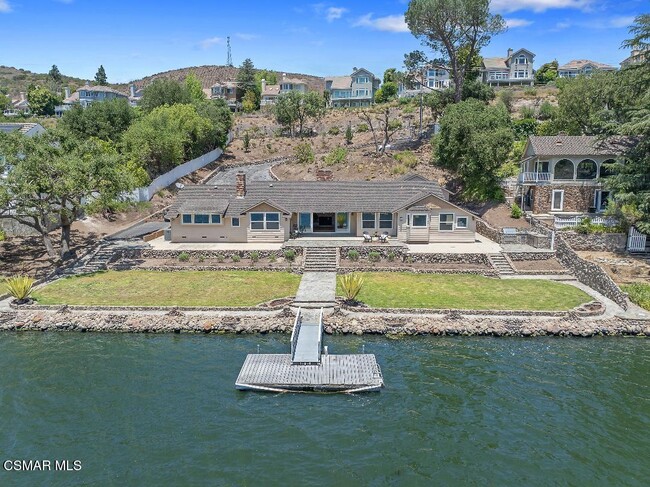 Primary Photo - 800 Lake Sherwood Dr