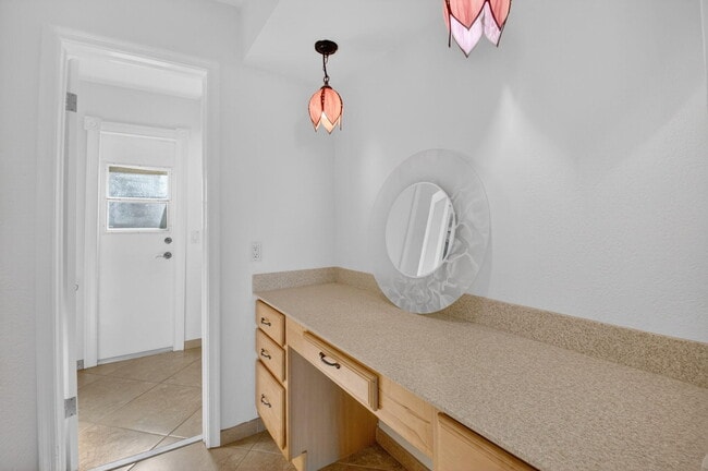 Building Photo - 1012 W Camino Real