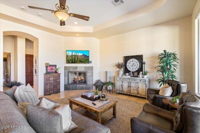 Building Photo - 36410 N Boulder View Dr