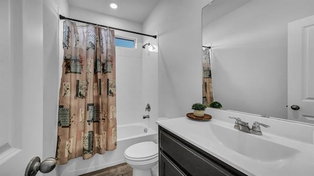 Building Photo - 9224 Red Brush Trl