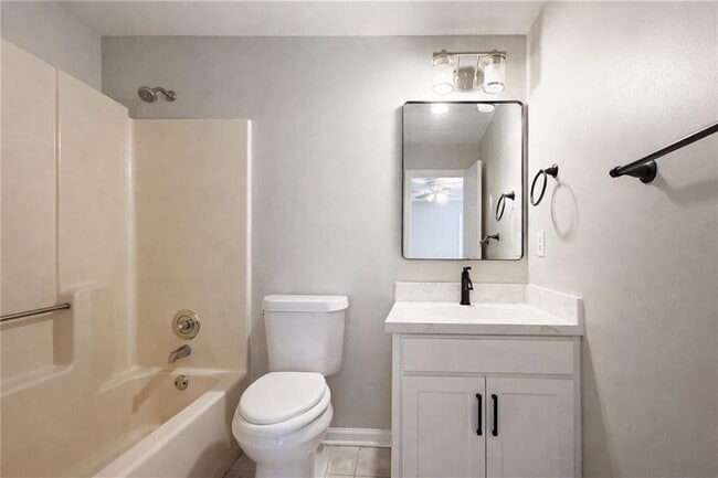 Building Photo - 2644 St Charles Ln NW