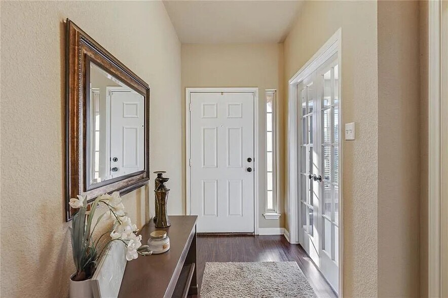 Building Photo - 10709 Burnham Dr