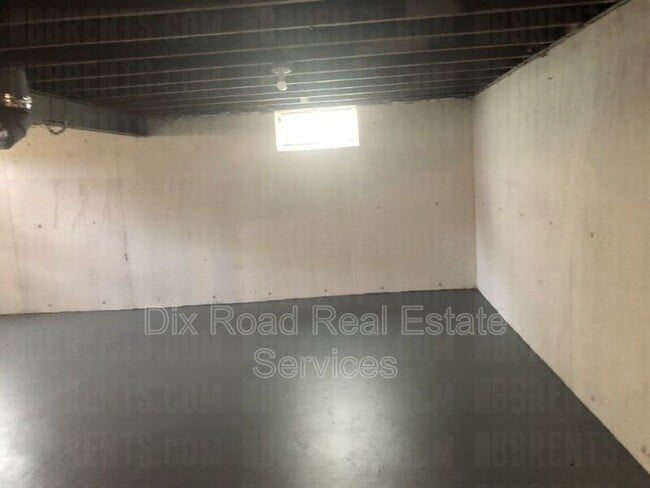 Building Photo - 177 Thomas Blvd