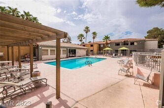 Building Photo - 3151 N Soaring Gulls Dr