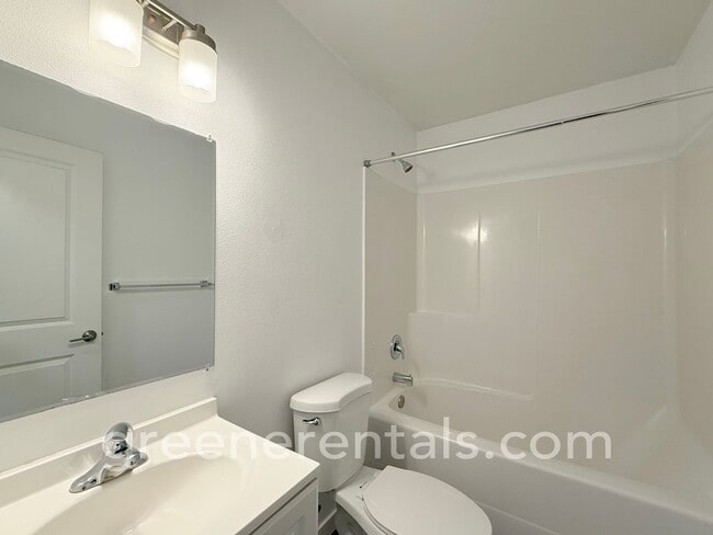 Building Photo - 1944 Olympia Ave NE