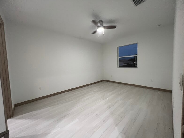 Building Photo - 4135 Watson Ave