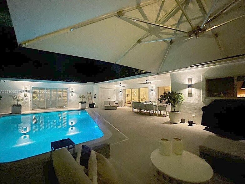 Building Photo - 375 Harbor Ct