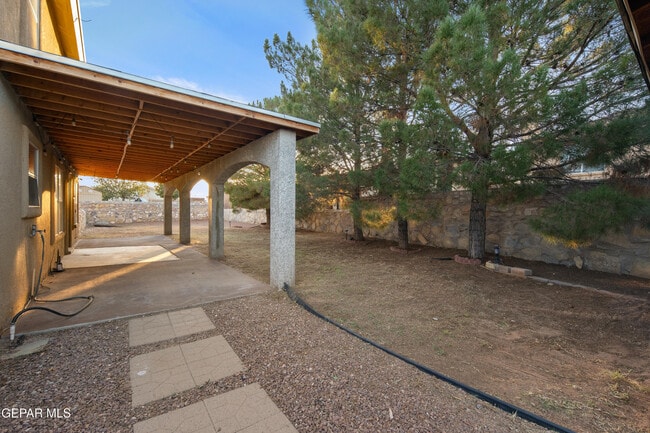 Building Photo - 3329 Tierra Sara Ln