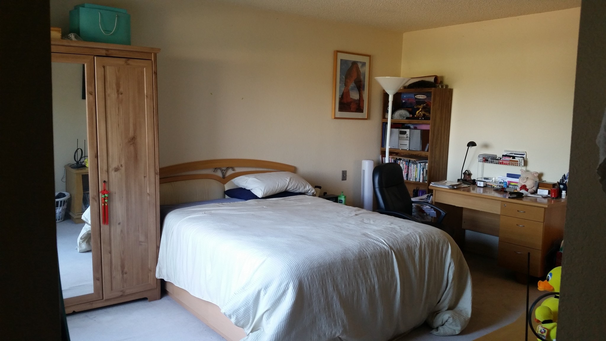 master room - 11052 Lower Azusa Rd