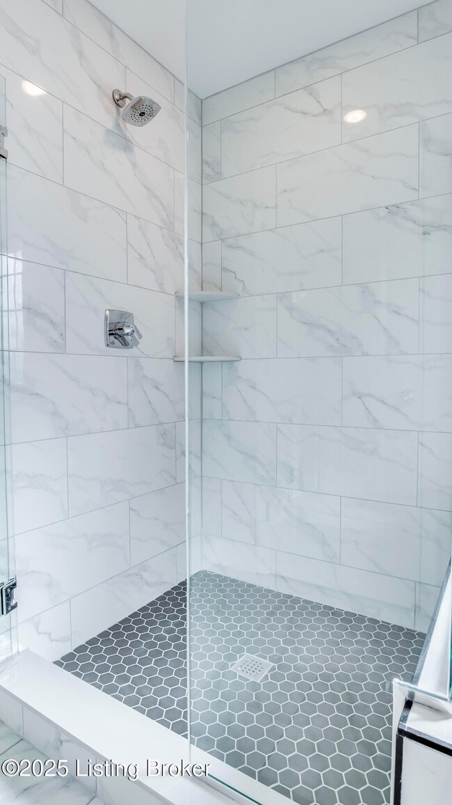 Building Photo - 14029 Grandshire Wy