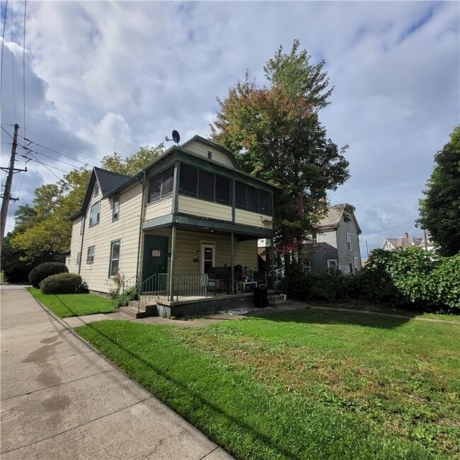 2687 Myrtle St 2687 Myrtle St Erie PA 16508 Apartment Finder