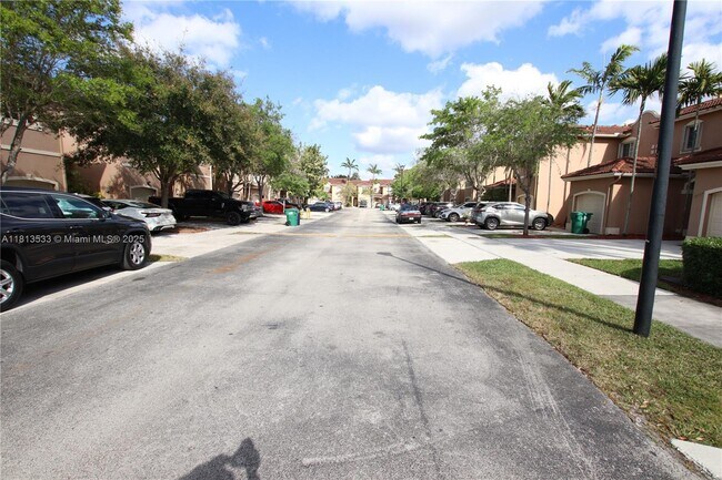 Building Photo - 14758 SW 9th Ln