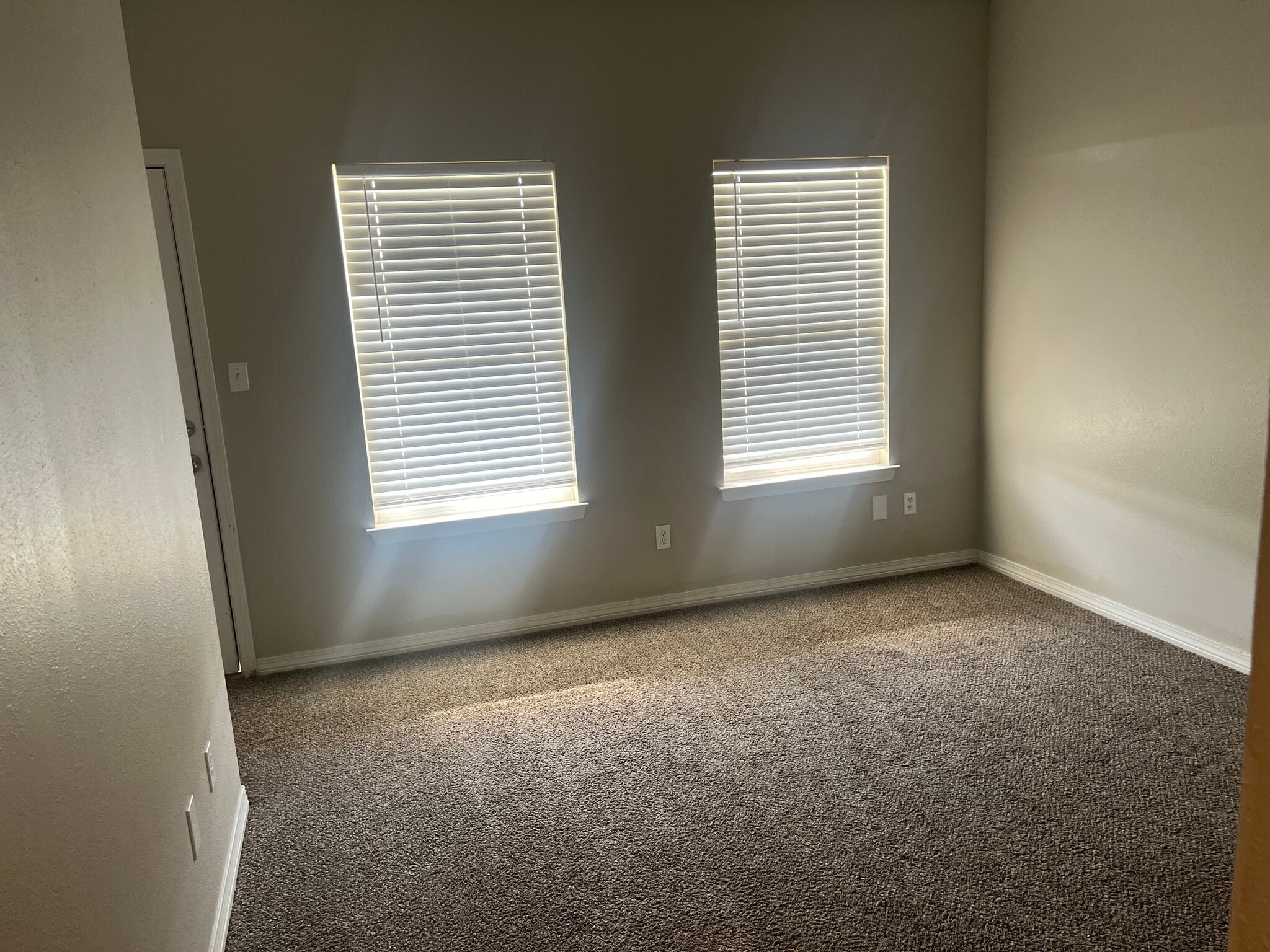 Upstairs Bedroom - 2416 Gladiolus St