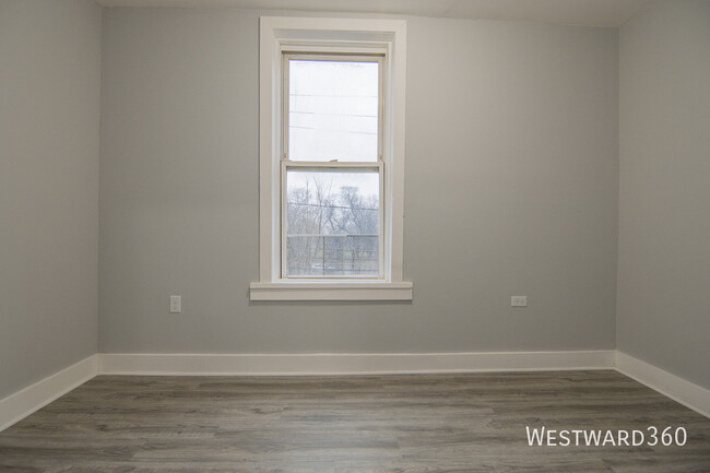 Building Photo - 1141 S Francisco Ave