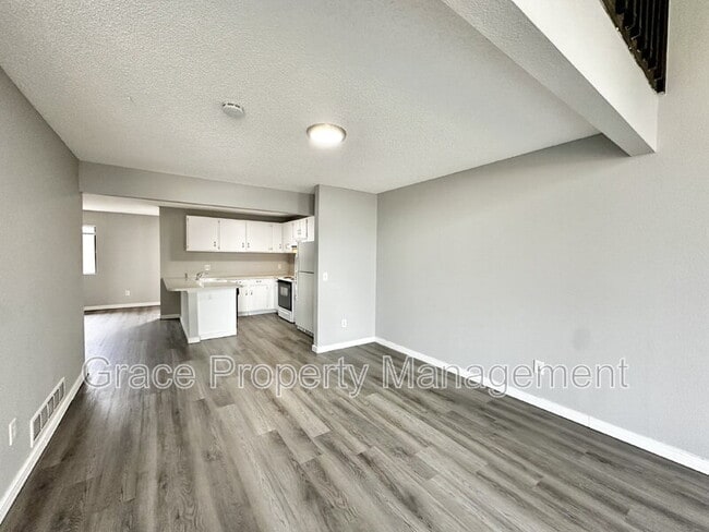 Building Photo - 15670 E Mexico Ave