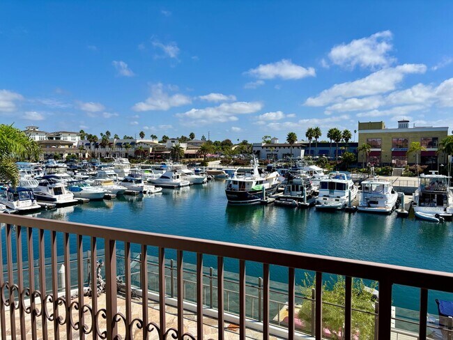Building Photo - Boat Dock Home | Gated Community | Oxnard ...