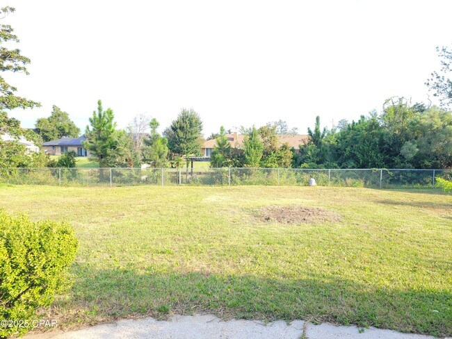 Building Photo - 2512 W 27th St