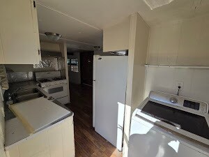 Building Photo - 2627 S Lamb Blvd